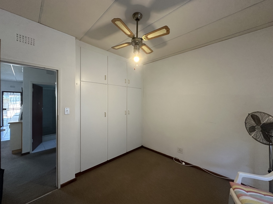 2 Bedroom Property for Sale in Porterville Western Cape